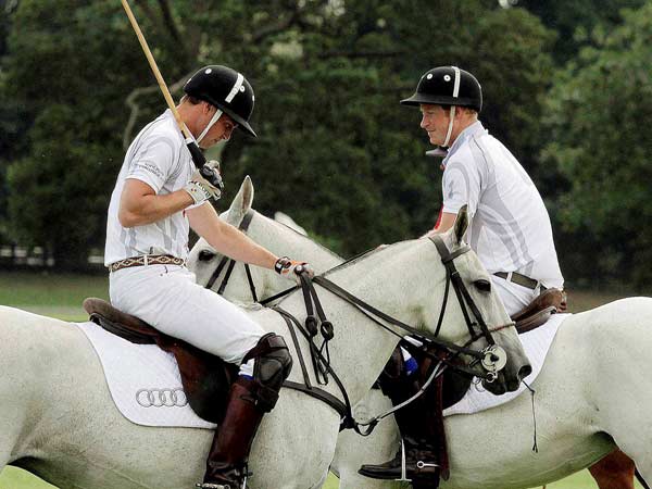 இருவீட்டார் சம்மதம்...