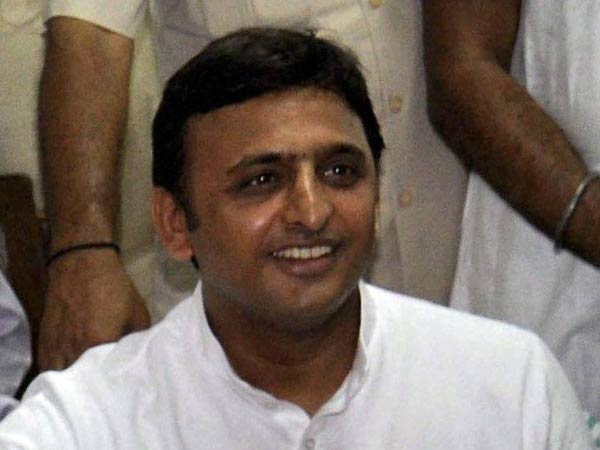 6வது அரசியல்வாதி அகிலேஷ் யாதவ்