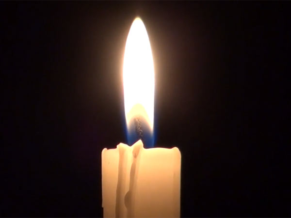 மெழுகுவர்த்தியின் தேவை....