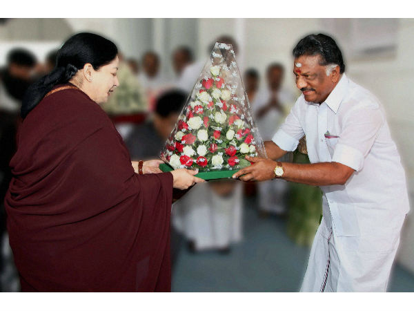 ஓங்கிய ஓ.பி.எஸ். கை