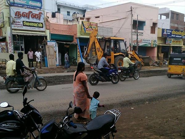Mend the national highway in Paramakudi: SDPI urges government