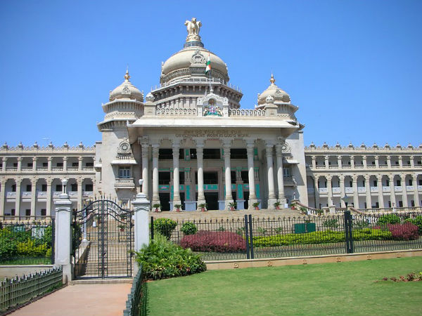 நன்றி நன்றி நன்றி