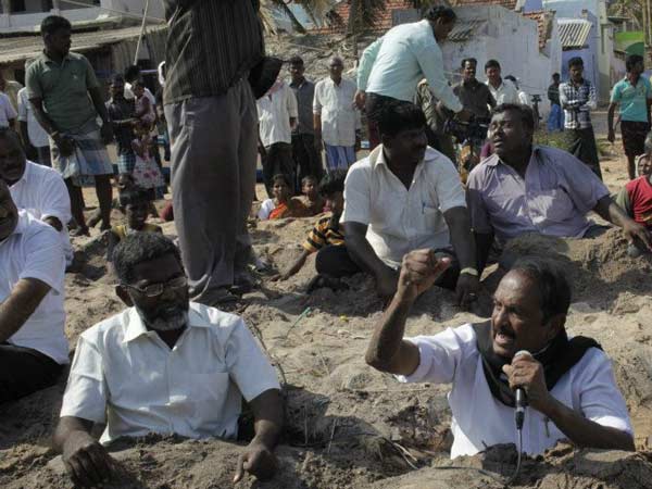 துன்பம் வரும்போது துணிய வேண்டும்
