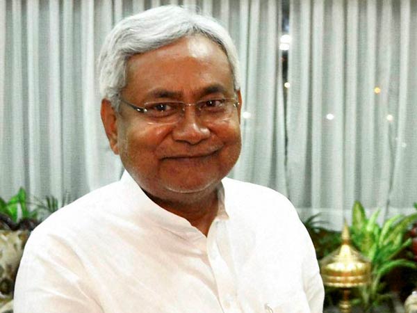 அப்போது பாராட்டினார்கள்....