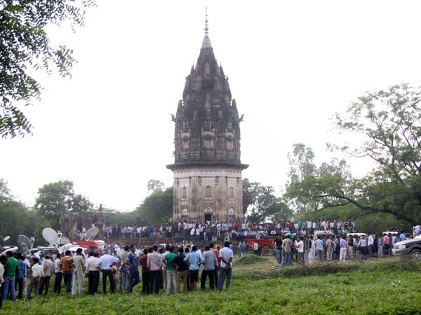 வீரமரணம்...