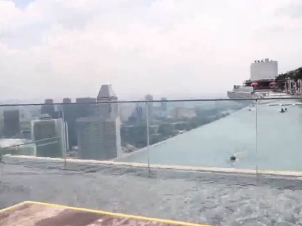 சிங்கப்பூர்