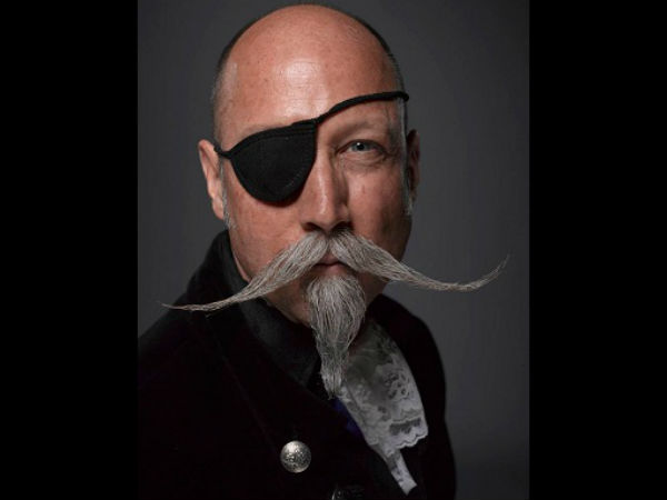 வேறுபட்டது... வேறுபட்டது...