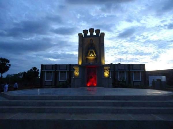 Nedumaran unveils Mullivaikkal memorial