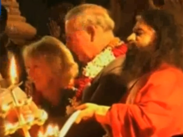 கங்கா ஆரத்தி நிகழ்ச்சி...