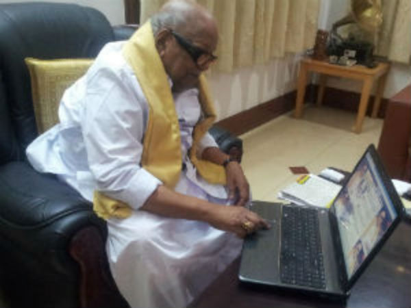 இரு பெரும் பேஸ்புக் பேஸ் ஆஃப்