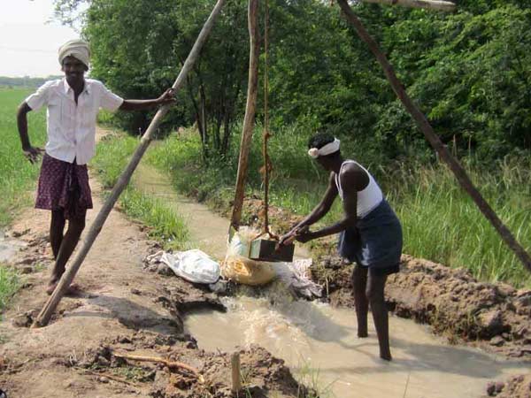 தண்ணீர் பற்றாக்குறை