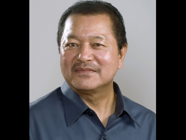 முதல்வருக்கு ரூ 9 கோடி