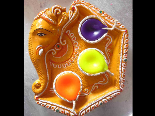 மெழுகு விளக்குகள்