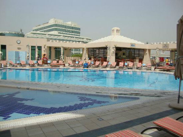 அல் பஸ்தான் ரொடானா.. துபாய் அல் பஸ்தான் ரொடானா.. துபாய்