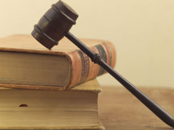 அனுமதிக்கக் கூடாது....