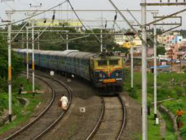 ரயில் எண் 06632