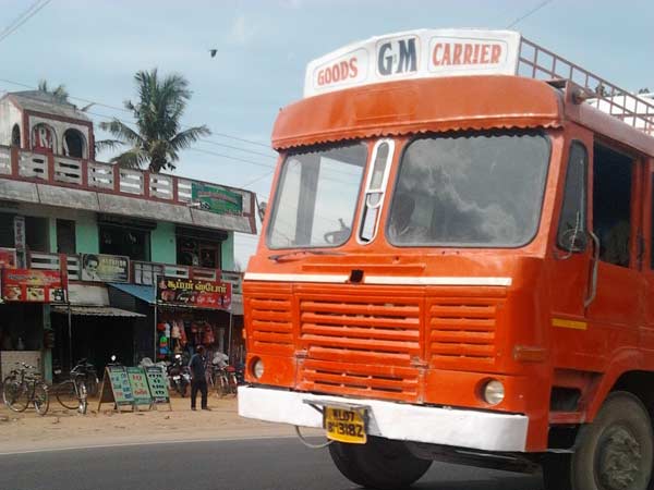 போலீசாரால் எரிச்சல்