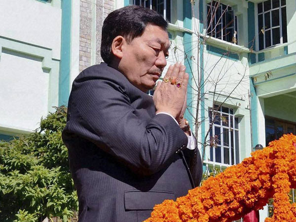 இது குறித்து அவர் எழுதியுள்ள கட்டுரை: இது குறித்து அவர் எழுதியுள்ள கட்டுரை: