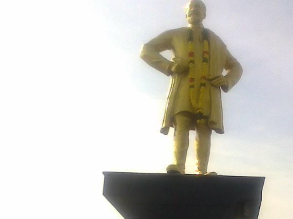 மூன்று இடங்கள்