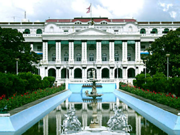 குற்றச்சாட்டு...