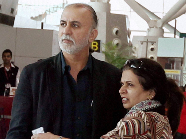 டெல்லி ஏர்போர்ட்டில்..