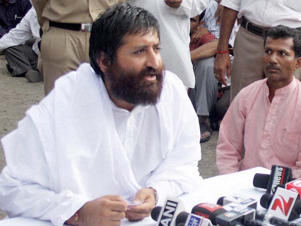 பல கார்கள்