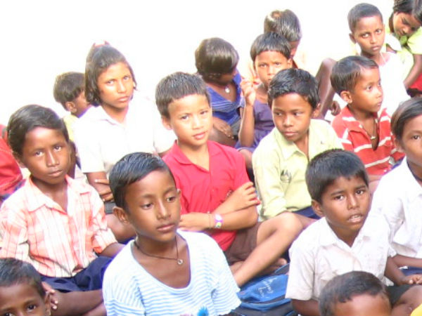 56 பள்ளிகள் இணைப்பு
