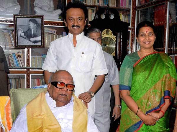 குடும்ப வாழ்வில் மகிழ்ச்சி