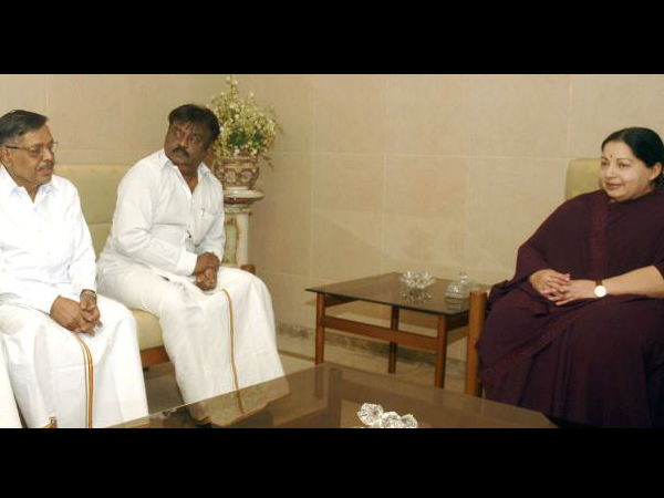 அதிமுகவுடன் கூட்டணி.. முதல் சஞ்சலம் அதிமுகவுடன் கூட்டணி.. முதல் சஞ்சலம்