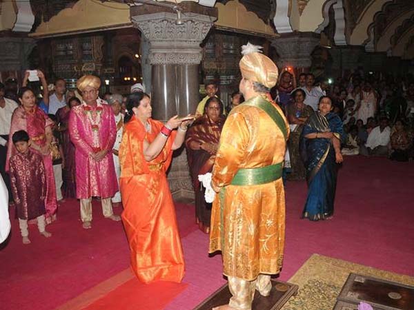 தசரா ஊர்வலங்களில்..
