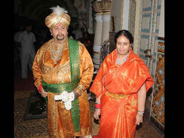 அரச தர்பார்..