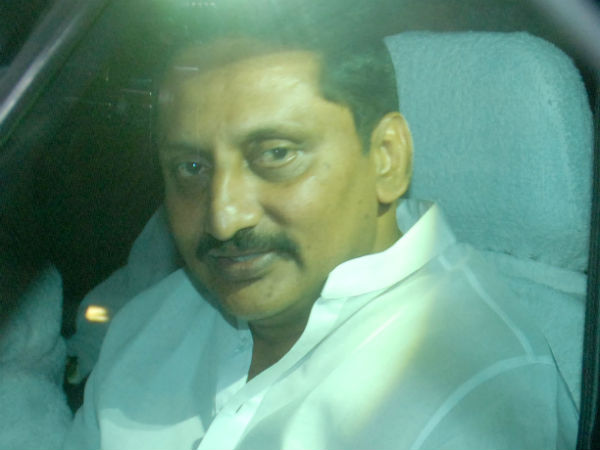 கிரண்குமார் எதிர்ப்பு