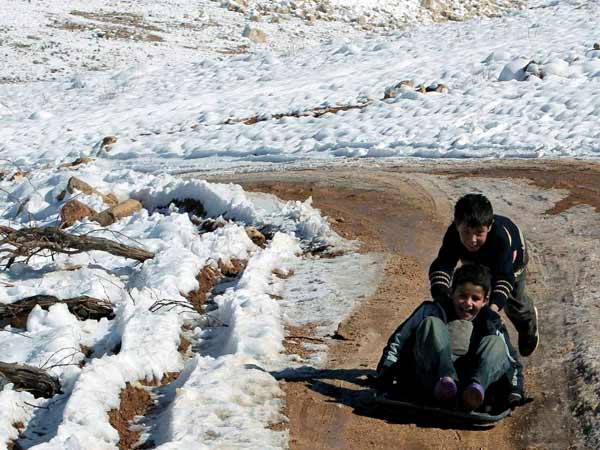 உதவி கிடைக்காமல் தவிப்போரும் ஏராளம்