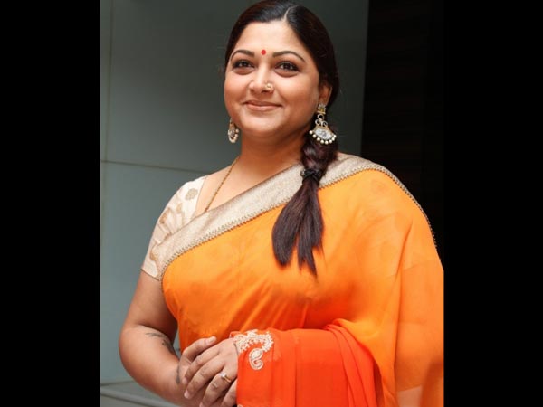 இரட்டை வேடம்