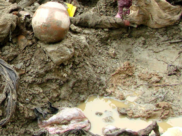 குடிநீர் குழாய் பதிக்க தோண்டியபோது