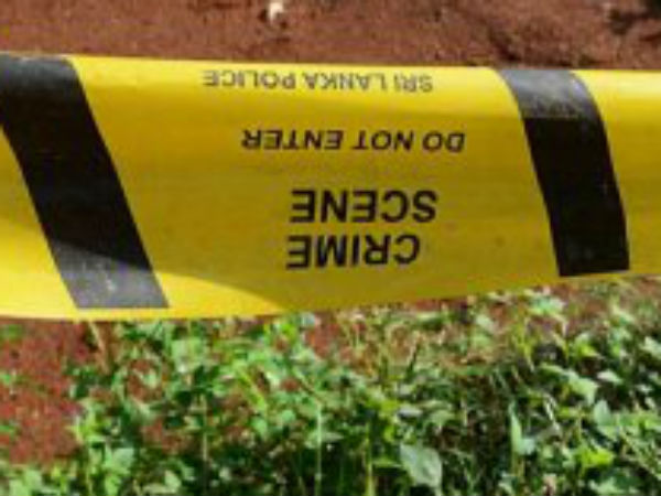 வெளியே வந்த மண்டை ஓடுகள்