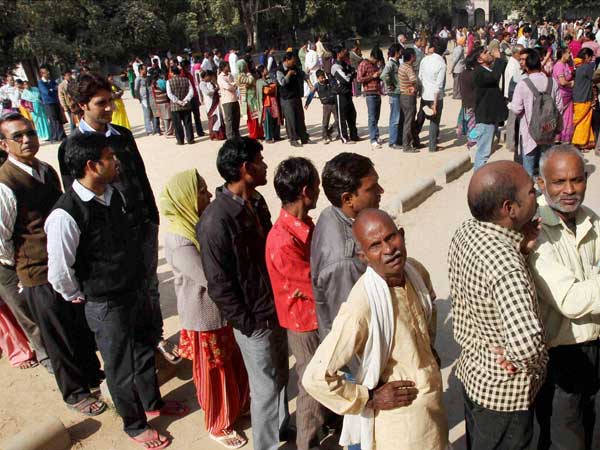 டெல்லியில் வீசப்பட்ட வெங்காய வெடி - கன்னி வெடி