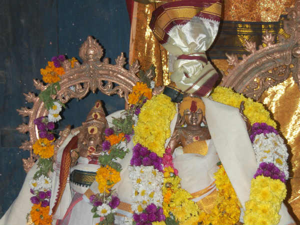 சாஸ்தாவிற்கு அலங்காரம்