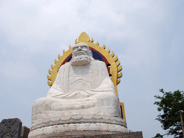 சீனாவிலிருந்து போதி தர்மன் சிலை