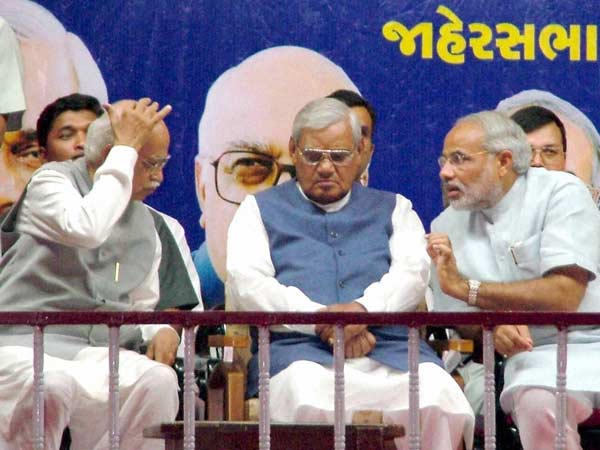 பாதை மாறிய பாஜக...