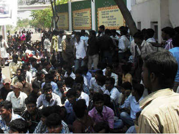 தமிழகத்தை உலுக்கிய மாணவர் போராட்டம்