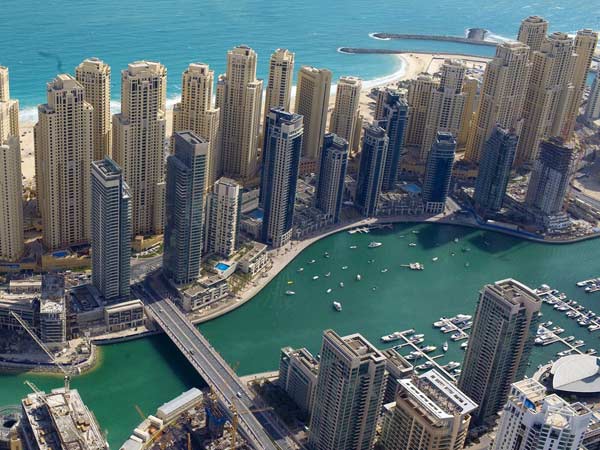 அபுதாபியின் துணை நகரம் போல துபாய்