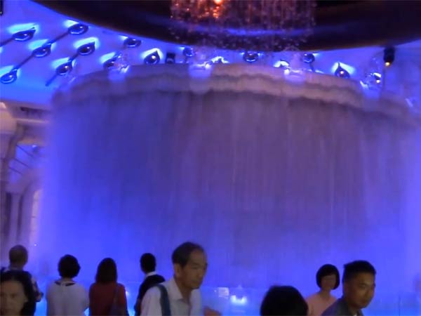 ஹாங்காங்குக்கு அருகில் ஹாங்காங்குக்கு அருகில்