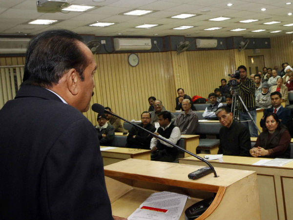 தமிழ் ஆர்வலர்கள்