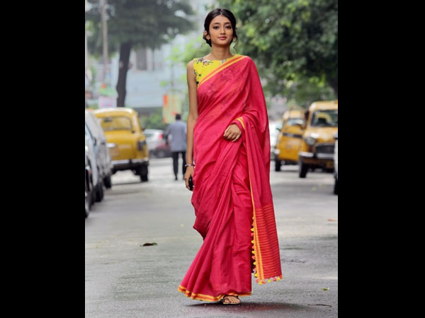 அடுத்து சேலை தினம், தாவணி தினம் வருமோ...