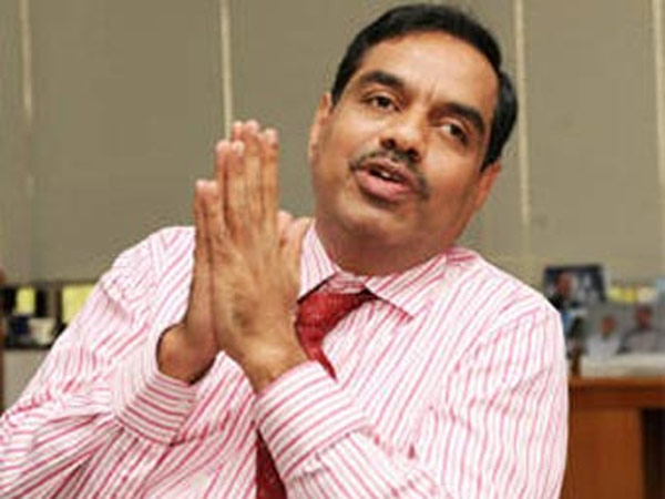 மூத்த அதிகாரிகள் பலர் விலகல்