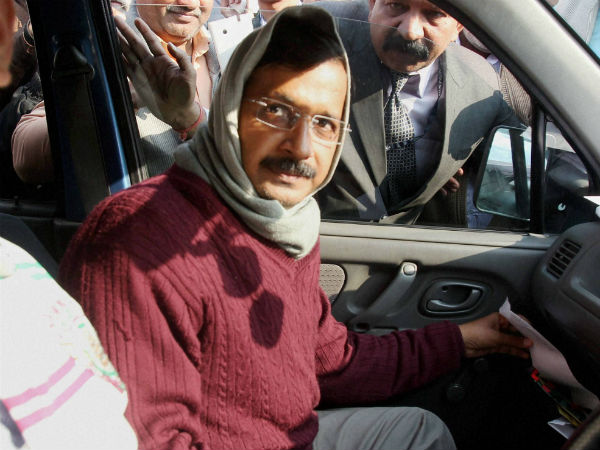 Arvind Kejriwal condemns attack on AAP office Arvind Kejriwal condemns attack on AAP office