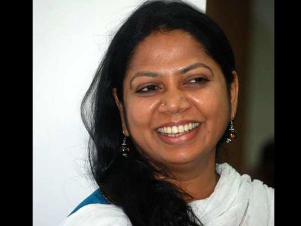 பெண்களை படிக்க வைப்பதில்லை