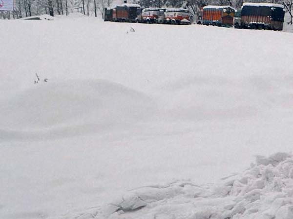 மிச்சிகன் ஏரி முற்றிலும் உறைந்தது