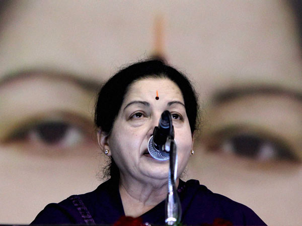 எம்.ஜி.ஆர் எனும் மந்திரம்....